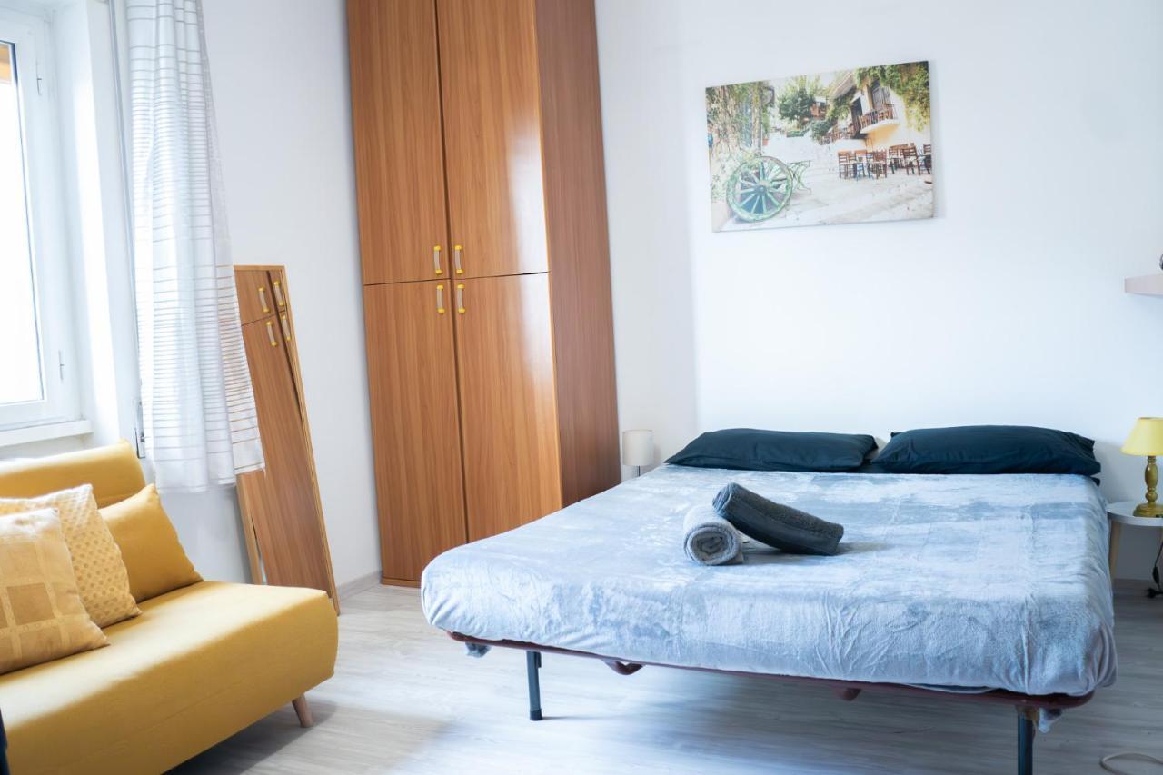 Nonna Pina Guest House Moderno Appartamento Vicino Metro AWifi,Netflix Roma Dış mekan fotoğraf