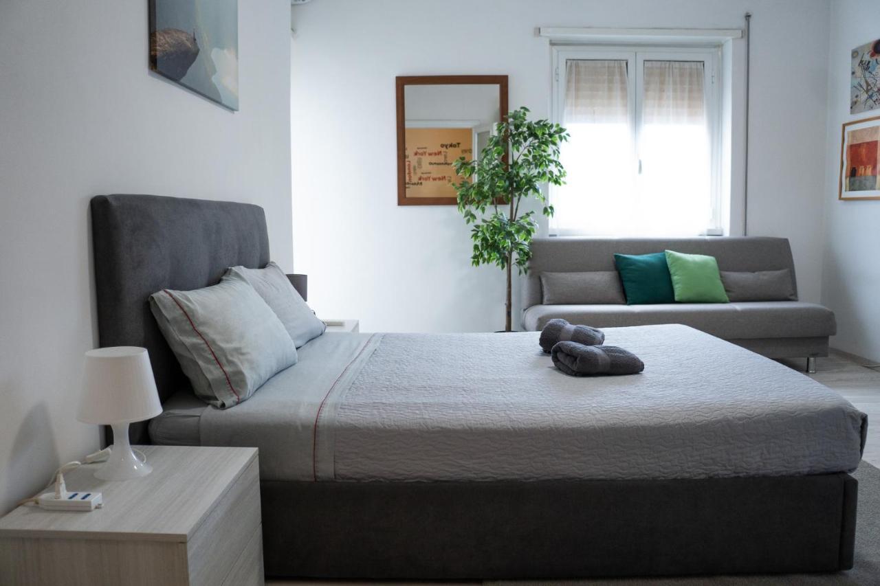 Nonna Pina Guest House Moderno Appartamento Vicino Metro AWifi,Netflix Roma Dış mekan fotoğraf